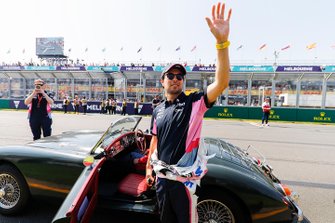 Sergio Perez, Racing Point, pilotlar geçit töreninde