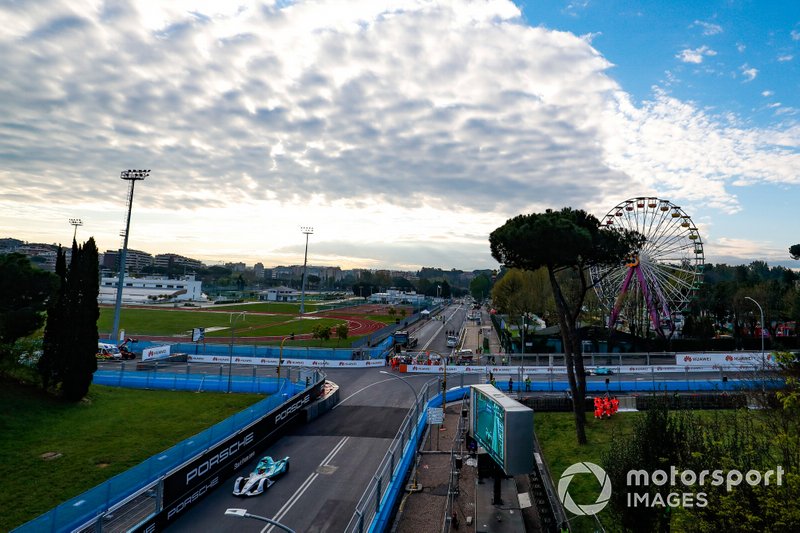 Oliver Turvey, NIO Formula E Team, NIO Sport 004