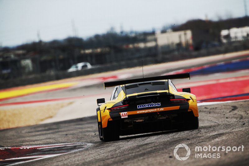 #56 Team Project 1 Porsche 911 RSR: Egidio Perfetti, Laurents Horr, Matteo Cairoli