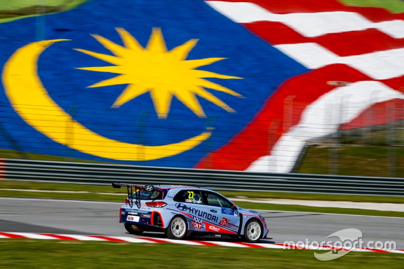 Mitchell Cheah Min Jie, Hyundai Team Engstler Hyundai i30 TCR