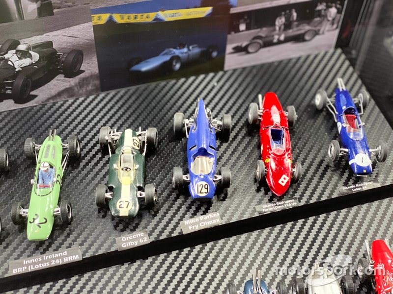 Colección de coches miniatura de F1