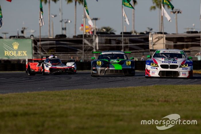 #96 Turner Motorsport BMW M6 GT3: Bill Auberlen, Robby Foley, Dillon Machavern, Jens Klingmann, #54 Black Swan Racing Porsche 911 GT3 R: Tim Pappas, Jeroen Bleekemolen, Sven MC<ller, Trenton Estep, #7 Acura Team Penske Acura DPi: Ricky Taylor, Helio Castroneves, Alexander Rossi