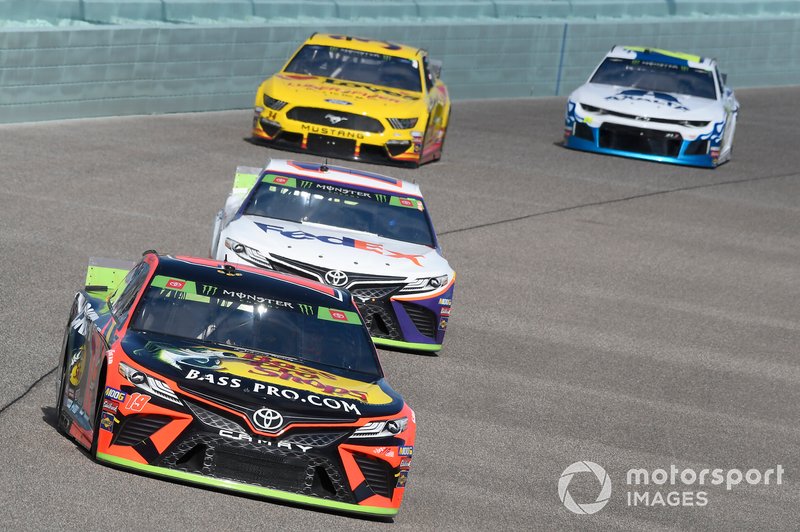 Martin Truex Jr., Joe Gibbs Racing, Toyota Camry Bass Pro Shops, Denny Hamlin, Joe Gibbs Racing, Toyota Camry FedEx Express