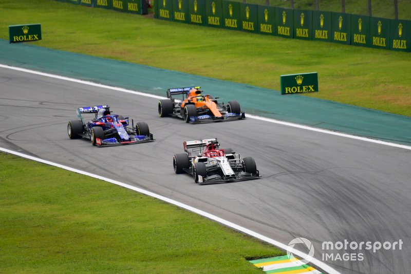 Kimi Raikkonen, Alfa Romeo Racing C38, Daniil Kvyat, Toro Rosso STR14 and Lando Norris, McLaren MCL34