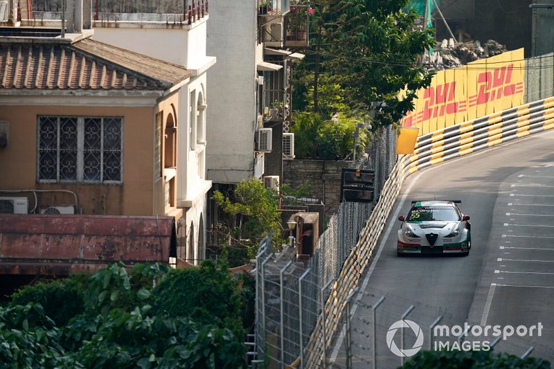 Ma Qing Hua, Team Mulsanne Alfa Romeo Giulietta TCR