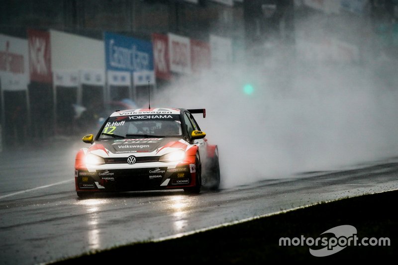 Rob Huff, SLR VW Motorsport Volkswagen Golf GTI TCR