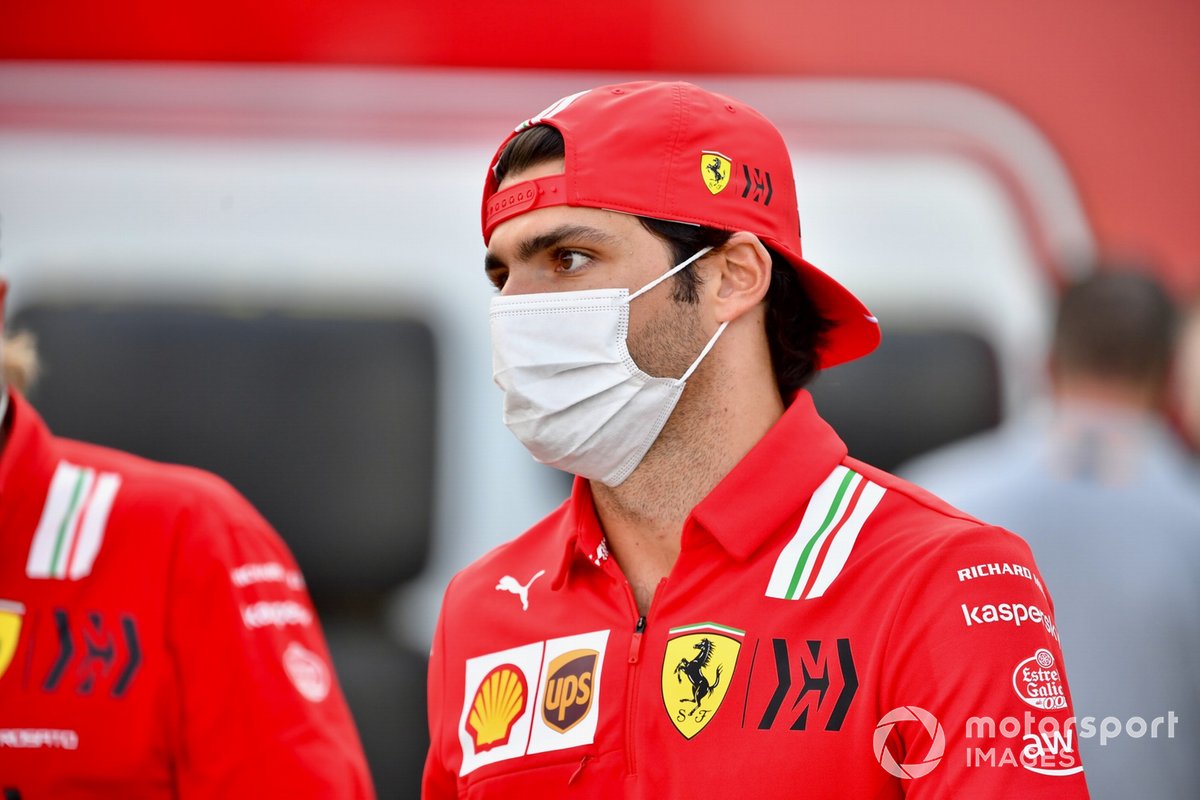 Carlos Sainz Jr., Ferrari