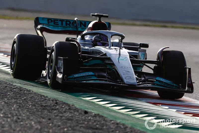 Lewis Hamilton, Mercedes W13
