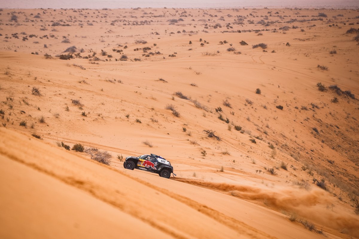 #300 X-Raid Mini JCW Team: Carlos Sainz, Lucas Cruz