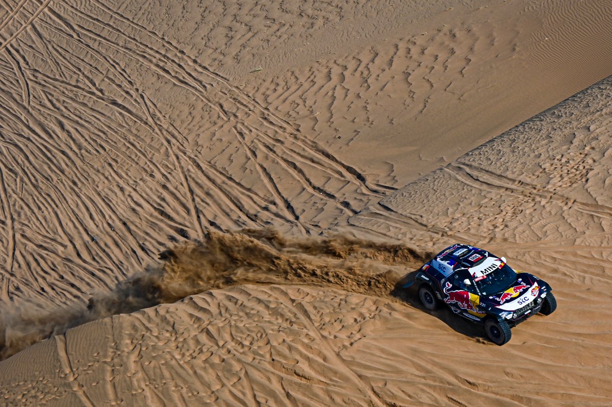 #300 X-Raid Mini JCW Team: Carlos Sainz, Lucas Cruz