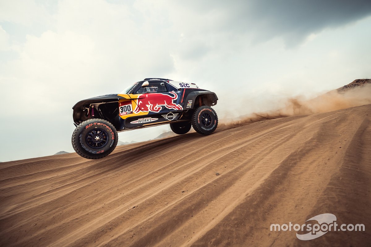 #300 X-Raid Mini JCW Team: Carlos Sainz, Lucas Cruz