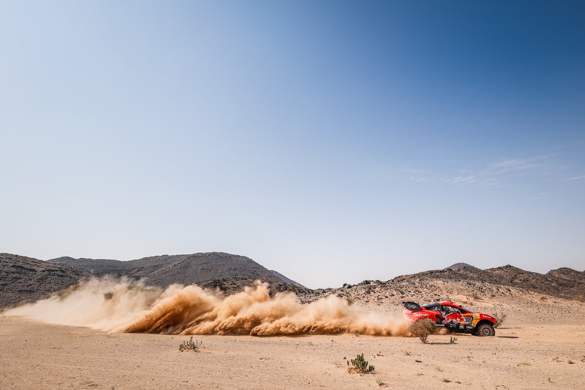 #305 Bahrain Raid Xtreme Hunter: Sebastien Loeb, Daniel Elena