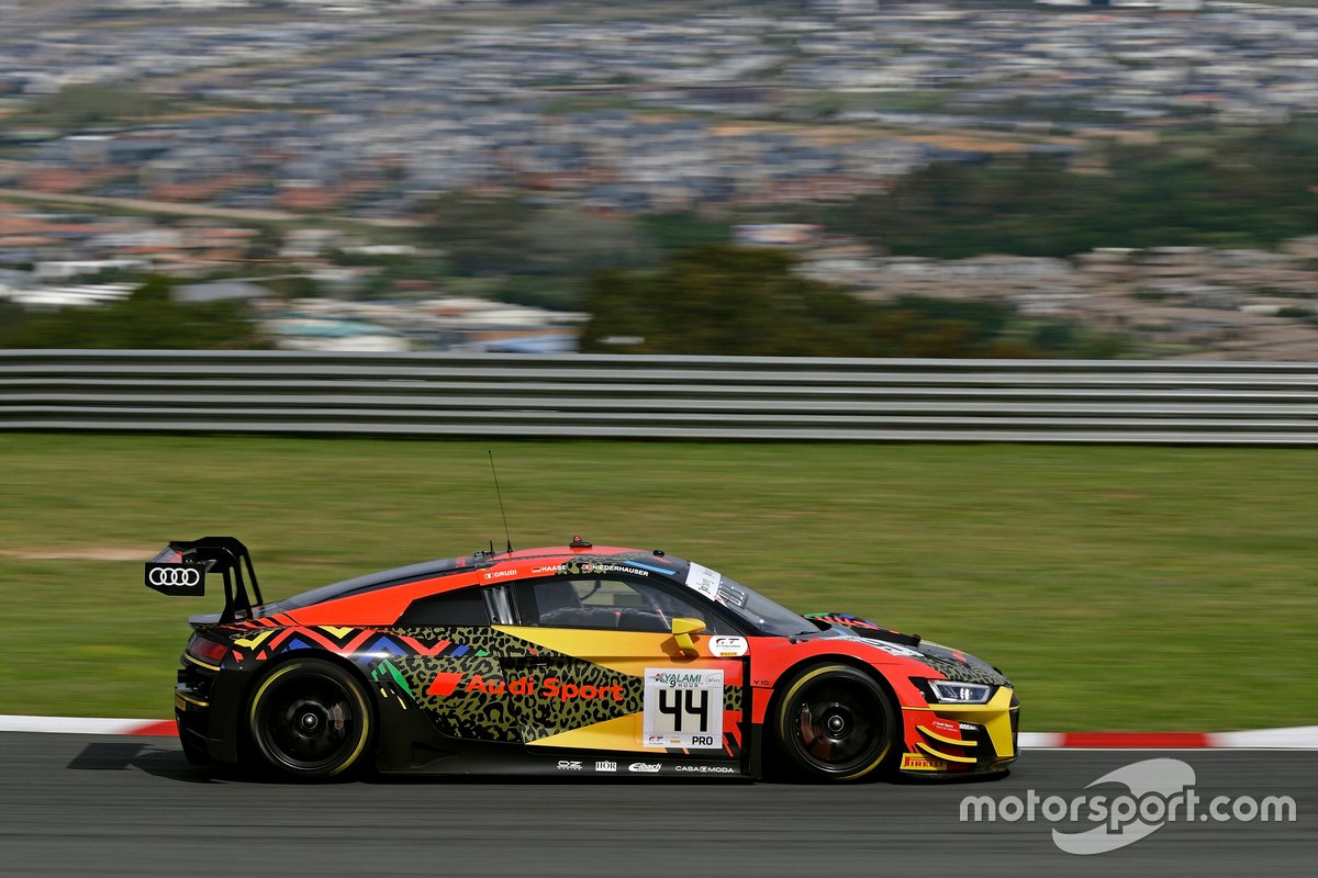 #44 Audi Sport Team Car Collection Audi R8 LMS GT3: Mattia Drudi, Patric Niederhauser, Christopher Haase