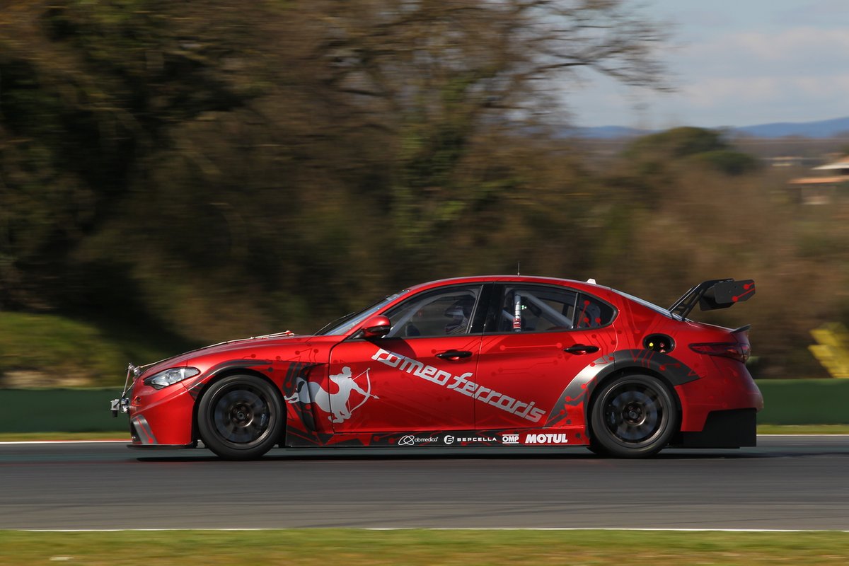Mario Ferraris, Stefano Coletti, Romeo Ferraris, Alfa Romeo Giulia ETCR