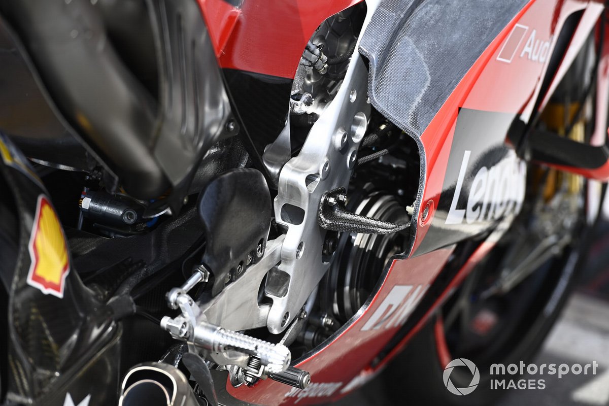 Detalle de la moto Ducati Team
