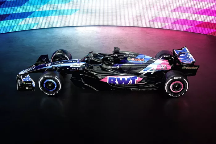 Alpine A524
