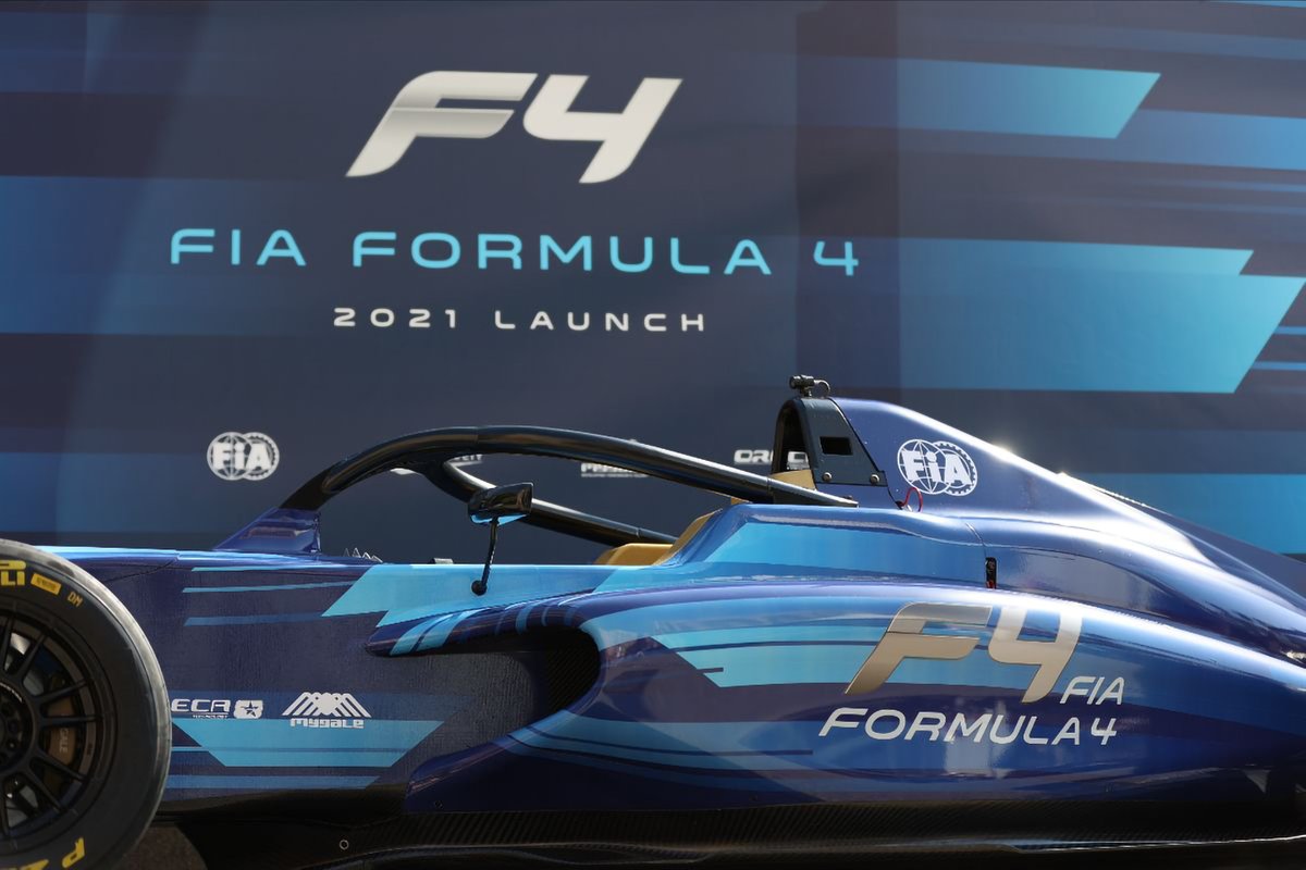 Nuova monoposto second-generation di Formula 4