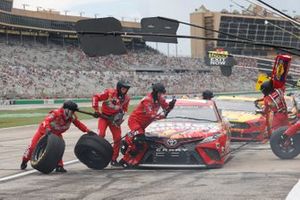 Kyle Busch, Joe Gibbs Racing, Toyota Camry Skittles Gummies