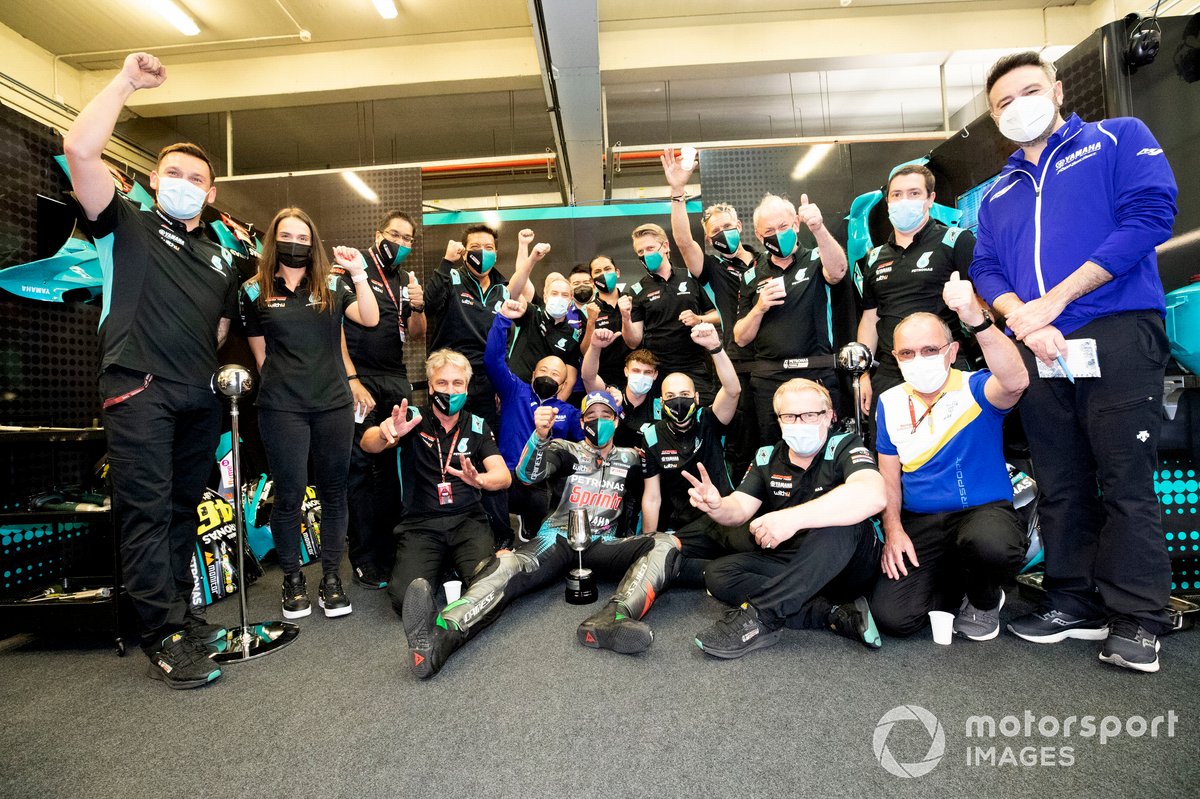 Franco Morbidelli, Petronas Yamaha SRT wit the team