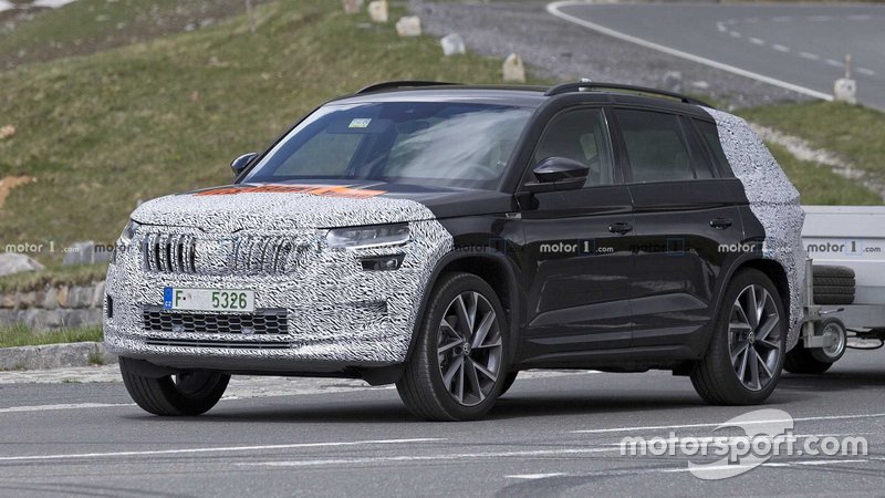 Шпигунське фото оновленого Skoda Kodiaq 2020 року