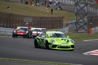 上村優太(Nine RACING)