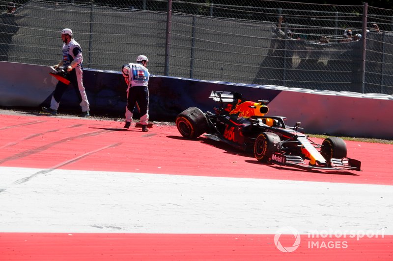 Max Verstappen, Red Bull Racing RB15 after the crash