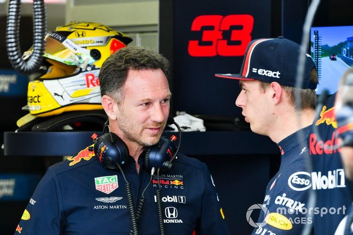 Christian Horner, Team Principal, Red Bull Racing, con Max Verstappen, Red Bull Racing