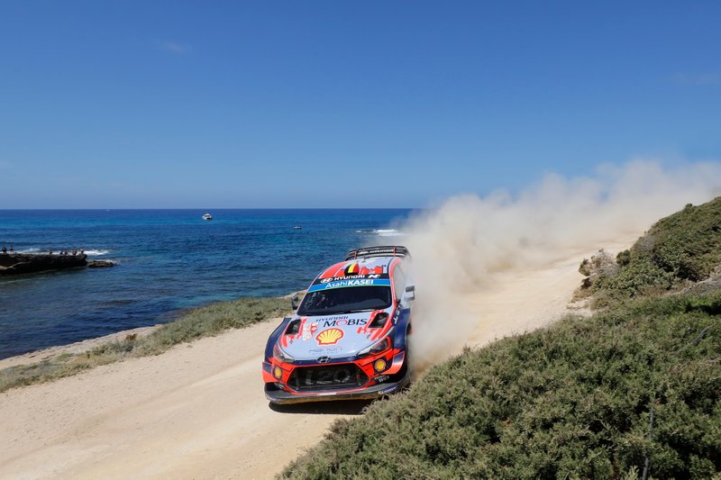 Thierry Neuville, Nicolas Gilsoul, Hyundai Motorsport Hyundai i20 Coupe WRC