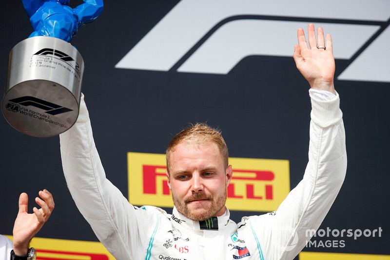 Valtteri Bottas, Mercedes AMG F1, 2nd position, with his trophy