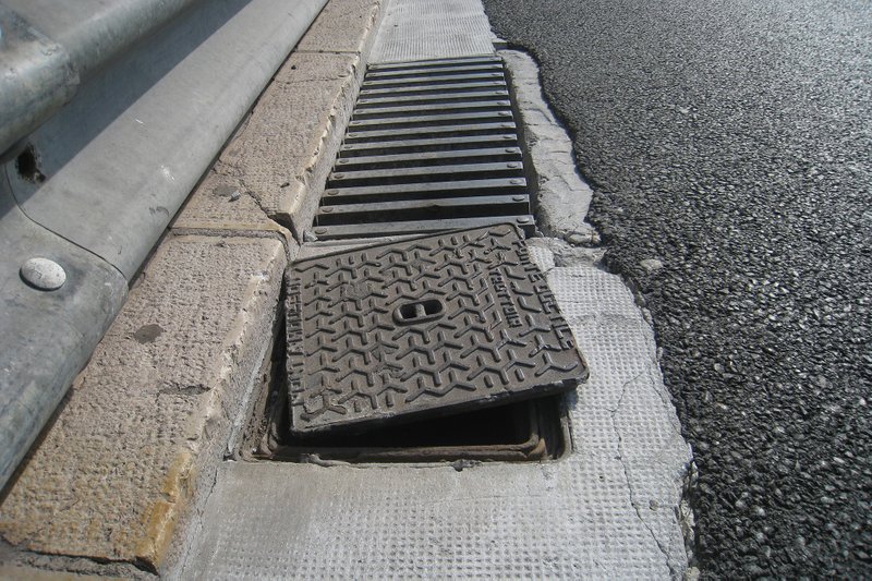 Manhole cover in Monte Carlo