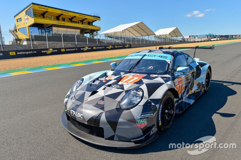 №77 Porsche 911 RSR