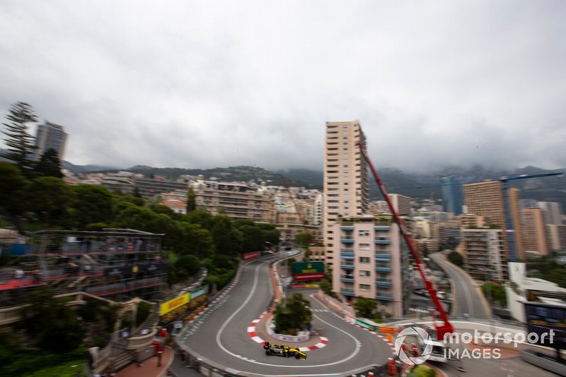 Nico Hulkenberg, Renault R.S. 19