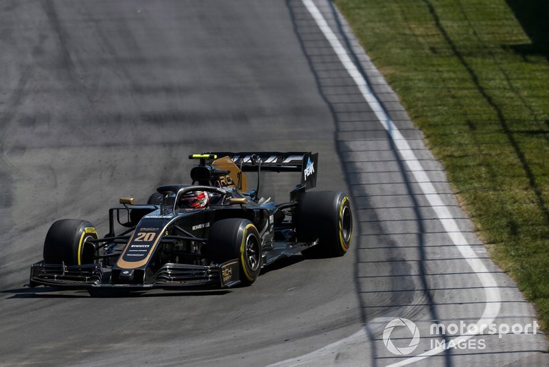 Magnussen meminta maaf
