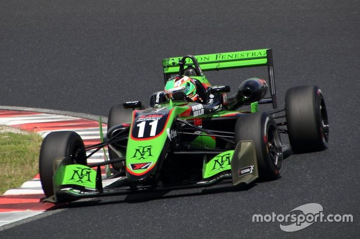 Sacha Fenestraz（B-Max Racing with motopark）