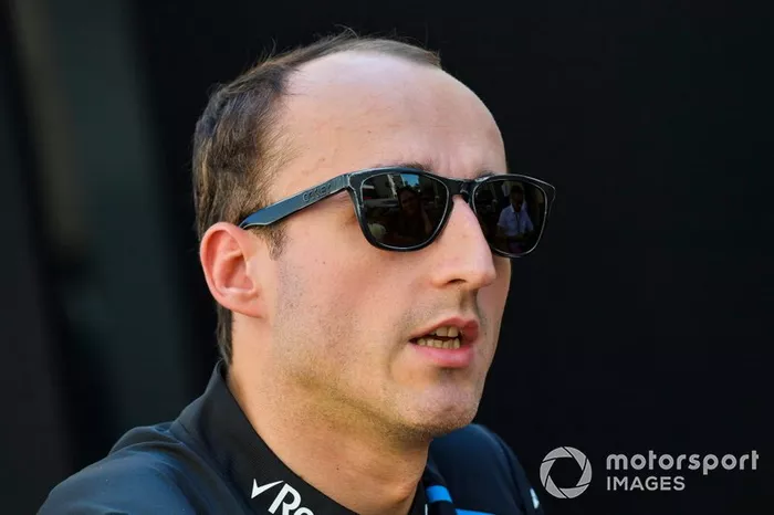 A pesar de tener dos titulares, Robert Kubica será el que empiece el test con el Alfa Romeo POR LA MAÑANA...