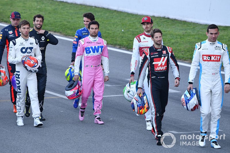 Pierre Gasly, AlphaTauri, Sergio Perez, Racing Point, Antonio Giovinazzi, Alfa Romeo, Romain Grosjean, Haas F1 and Nicholas Latifi, Williams Racing walk along the track