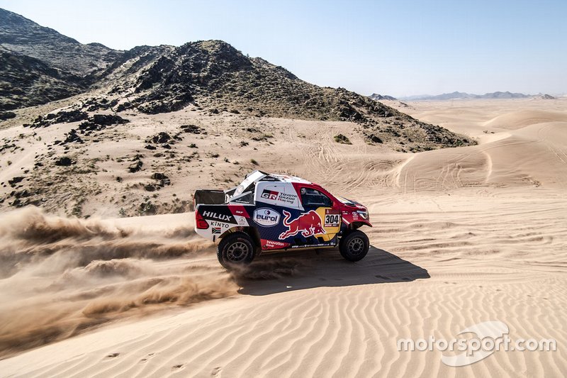 #304 Toyota Gazoo Racing: Giniel De Villiers, Alex Haro Bravo
