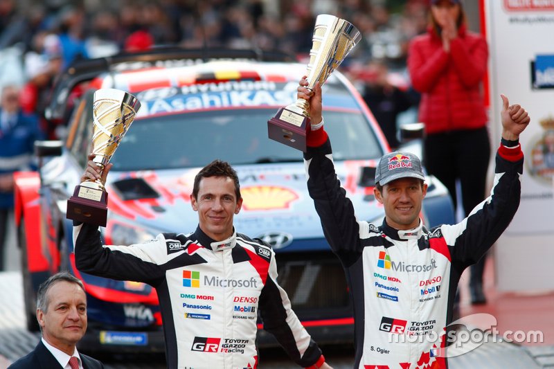 Podio: secondo classificato Sébastien Ogier, Julien Ingrassia, Toyota Gazoo Racing WRT Toyota Yaris WRC