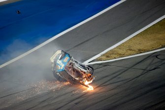 Last Lap. Ryan Newman, Roush Fenway Racing, Ford Mustang Koch Industries, crash