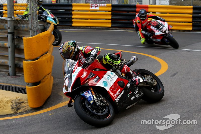 John McGuinness, Tak Chun Group by PBM Ducati Ducati V4 Panigale