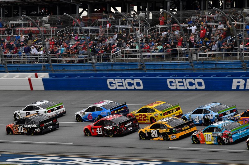 Brad Keselowski, Team Penske, Ford Mustang Miller Lite, Aric Almirola, Stewart-Haas Racing, Ford Mustang Smithfield Racin' for Bacon, Ryan Newman, Roush Fenway Racing, Ford Mustang Wyndham Rewards, Daniel Suarez, Stewart-Haas Racing, Ford Mustang Haas Automation, Joey Logano, Team Penske, Ford Mustang Shell Pennzoil, Erik Jones, Joe Gibbs Racing, Toyota Camry CRAFTSMAN, Kevin Harvick, Stewart-Haas Racing, Ford Mustang Busch Light, and Kyle Busch, Joe Gibbs Racing, Toyota Camry M&M's Hazelnut