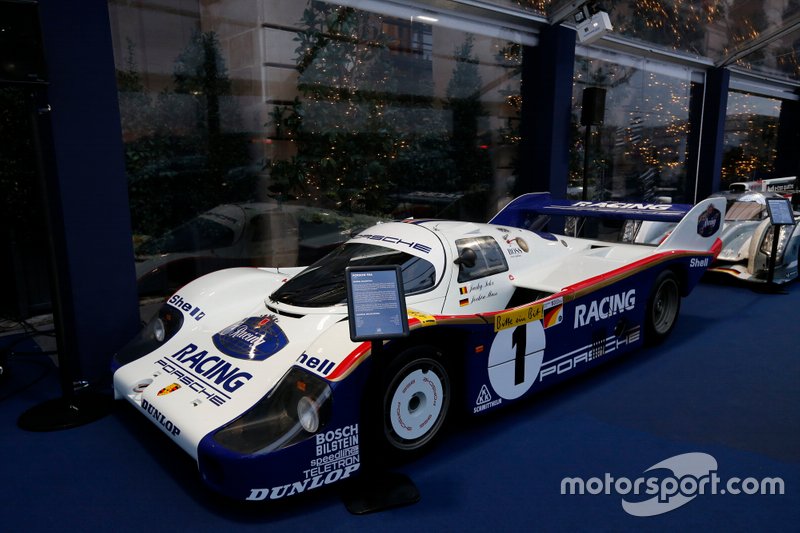 Porsche 956