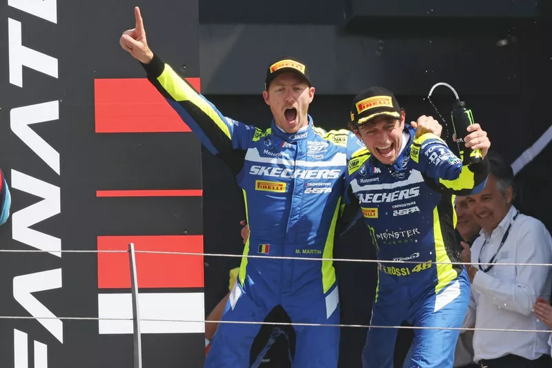 #46 Team WRT, BMW M4 GT3: Valentino Rossi, Maxime Martin 