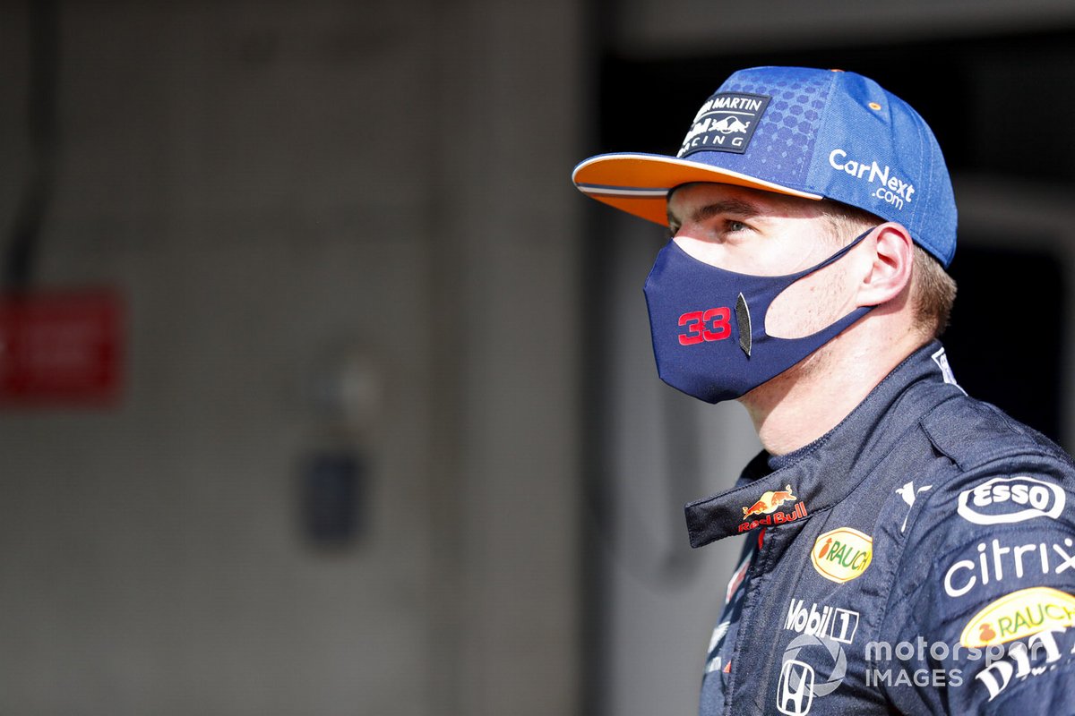 Max Verstappen, Red Bull Racing, nel Parc Ferme dopo la qualifica