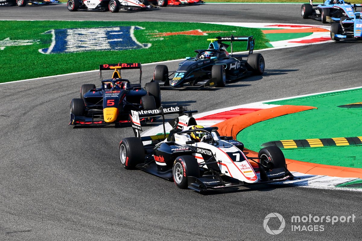 Theo Pourchaire, ART Grand Prix and Liam Lawson, Hitech Grand Prix