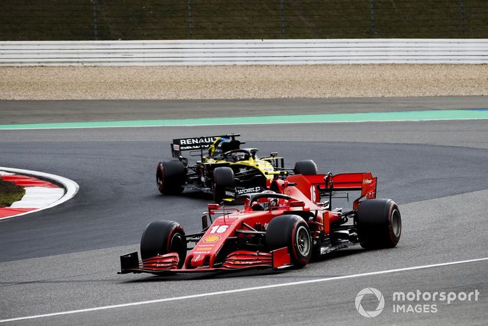 Charles Leclerc, Ferrari SF1000, Daniel Ricciardo, Renault F1 Team R.S.20
