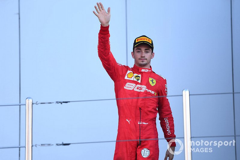 Charles Leclerc, Ferrari, terzo classificato, sul podio