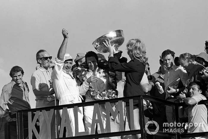 Mario Andretti (1 victoria)
