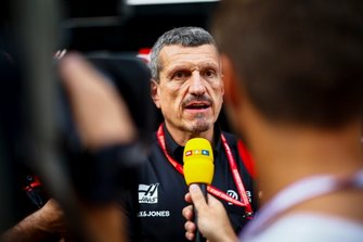 Guenther Steiner, Team Principal, Haas F1 Team speaks to the media