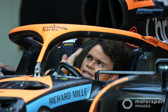 Nyck de Vries, McLaren